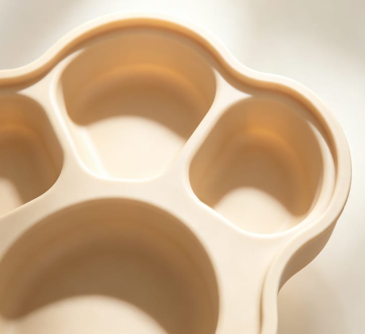 Cat Slow Feeder Mat - 4-Compartment Puzzle Bowl