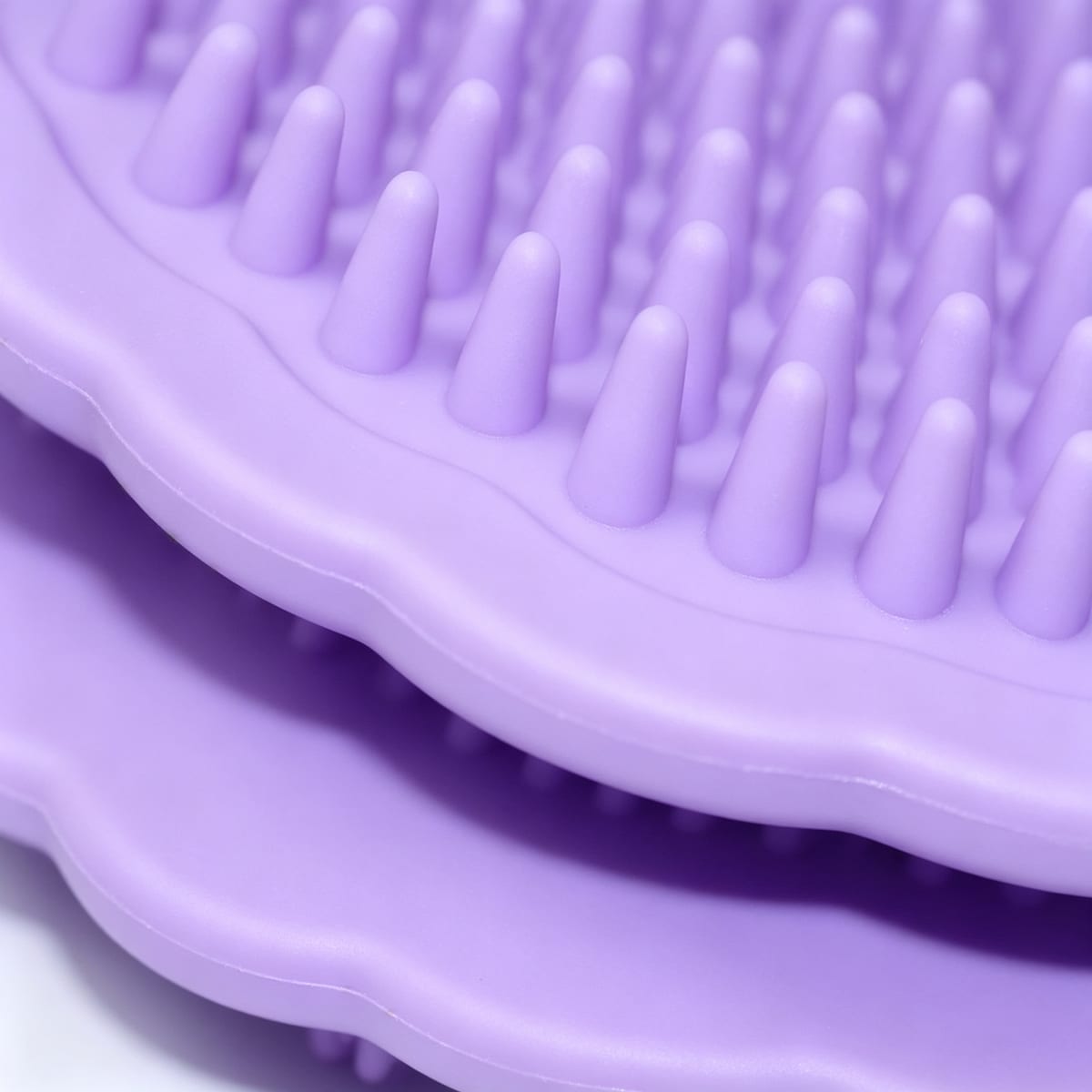 Silicone Pet Grooming Brush - Massage & Deshed - Image 5